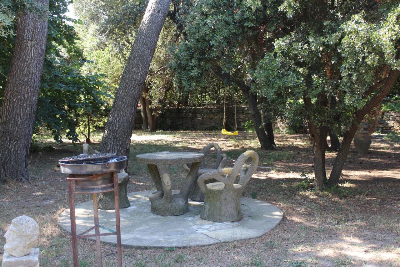 Le Mas De Lucien Entre Arles, Nimes, Avignon. Beaucaire  Eksteriør billede